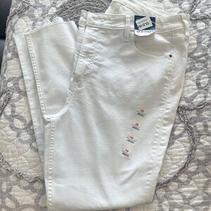 Old Navy Women's Cream Straight Leg Jeans